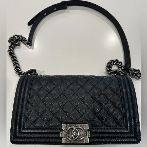 Chanel Boy Bag Old Medium Black Caviar - Picture 1 of 16